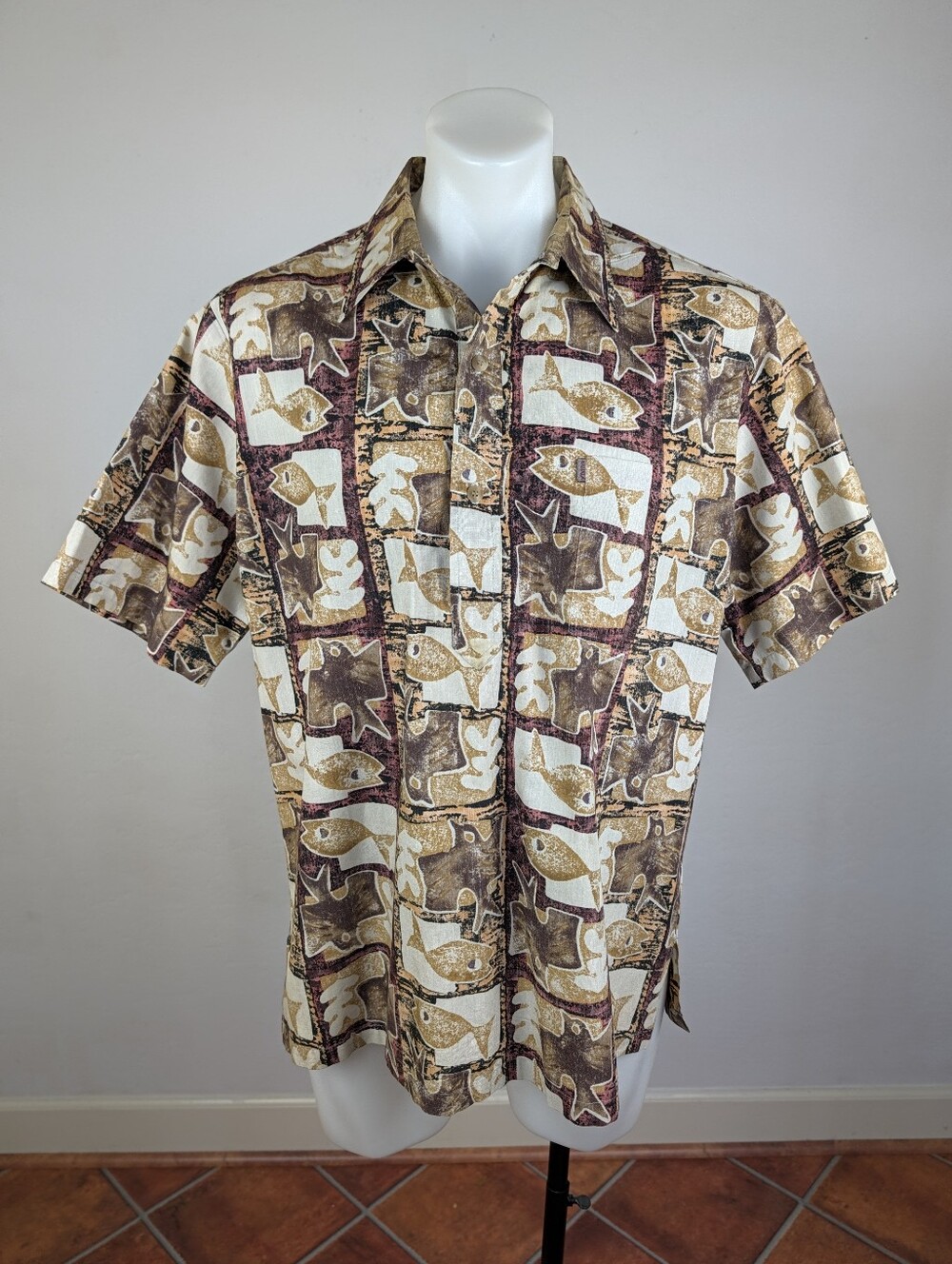 Kahala Handcrafted Authentic Aloha Shirt w/ Tribal Fish Motif